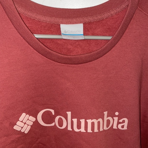 Columbia Sweatshirt - Picture 2 of 4